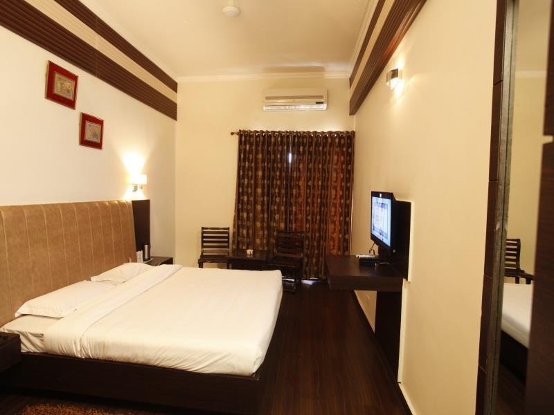 Hotel Mj Residency Dehradun Eksteriør billede